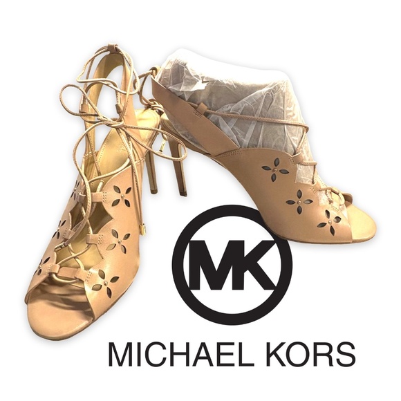 NIB - Michael Kors Thalia Leather Sandal - SZ 9 - Picture 3 of 17